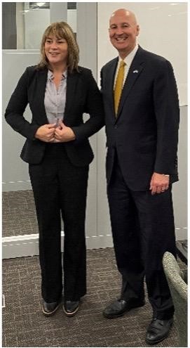 HRSA Regional Administrator Nancy Rios with Nebraska Governor Pete Ricketts